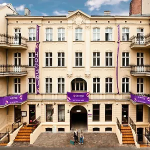 Blooms Inn - City Center Poznan By Friendly Apartments Poznań